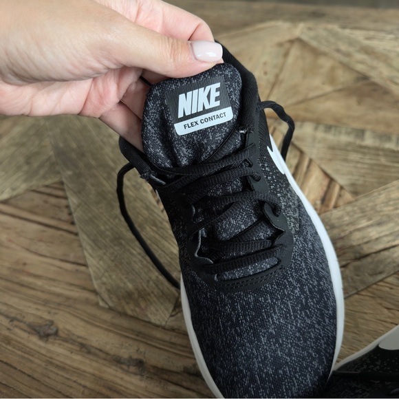 Nike Womens Flex Contact Running Shoe Size 8 - Picture 9 of 11